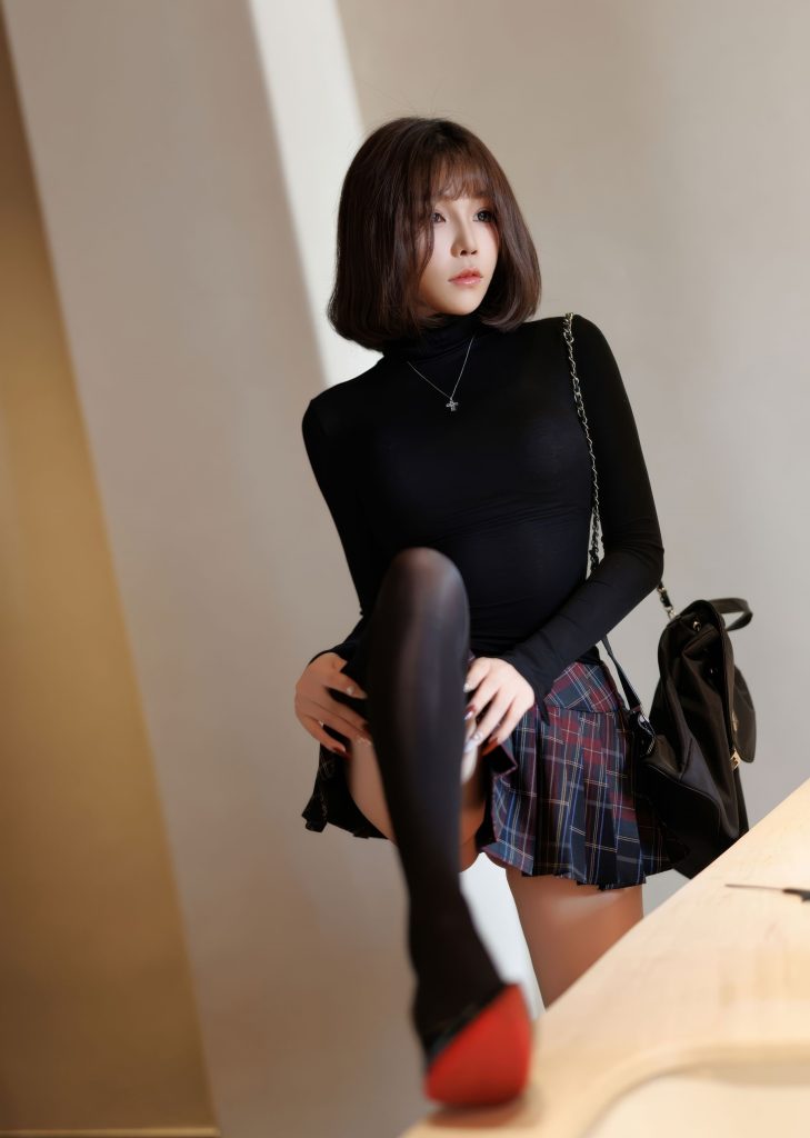 徐莉芝寂寞难耐等你洞房85P-小二写真