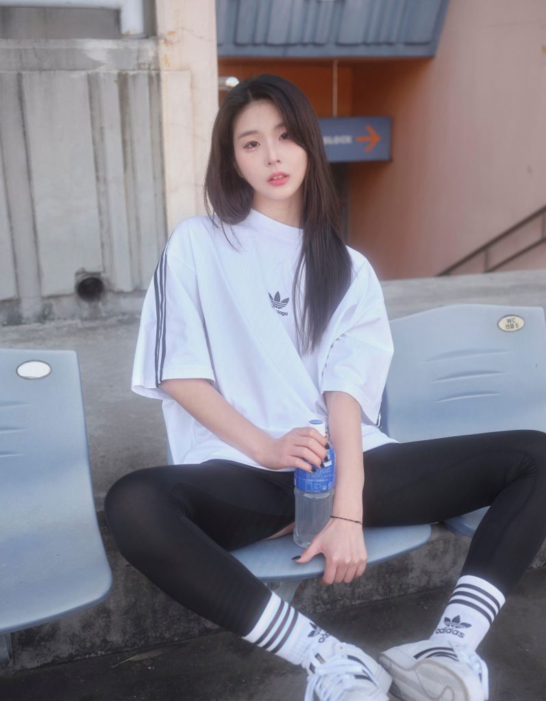 90后清纯天花板户外生活照91P-小二写真