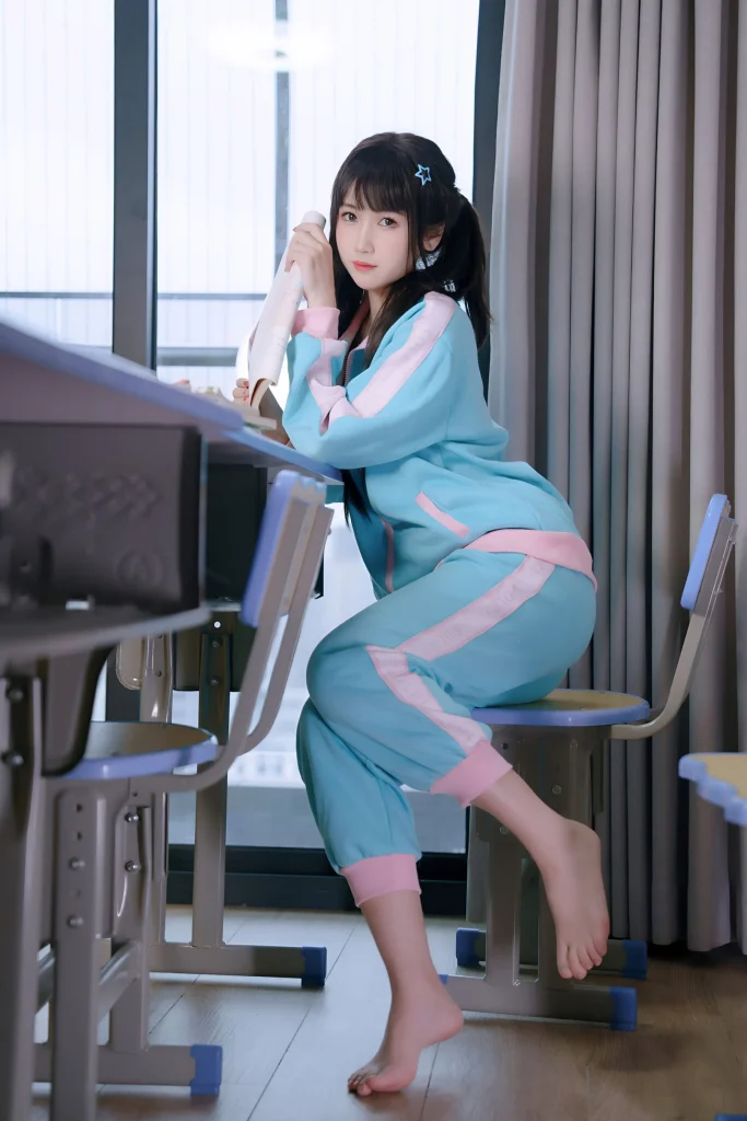 2025102120b12np4rmvxq